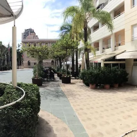 דירה F1 50 M De Monaco Palais De France בוסוליי